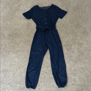 Casual Blue Dress with Tie Waist and Relaxed Fit